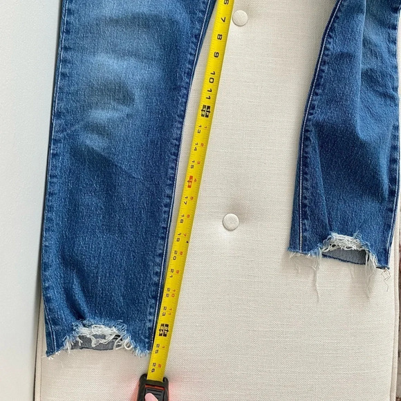 NWOT Levi’s Premium 501 Blue  Distressed Hem Denim Jeans Size 24-25 - Picture 13 of 15